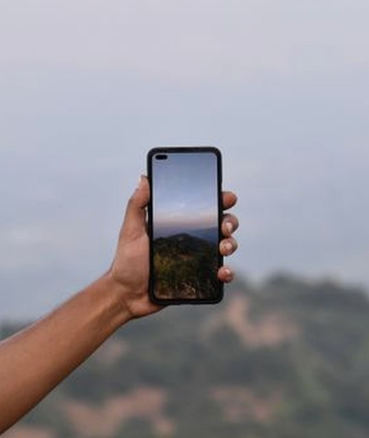 ba cây di động MB66